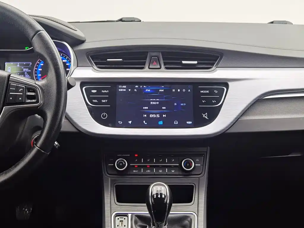 Geely Vision 2020 — фото 12