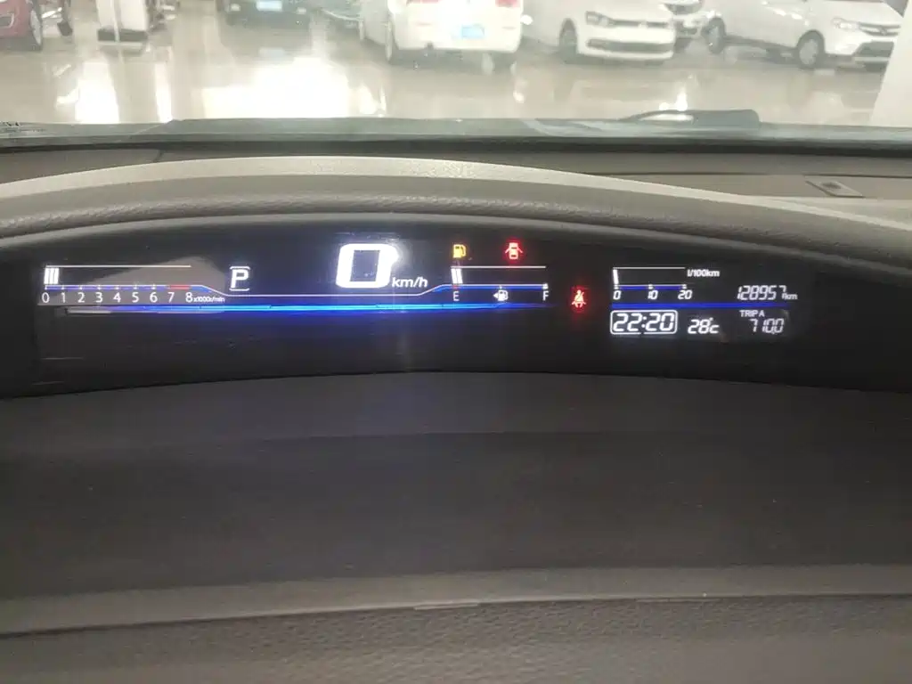 Honda Jade 2016 — фото 12