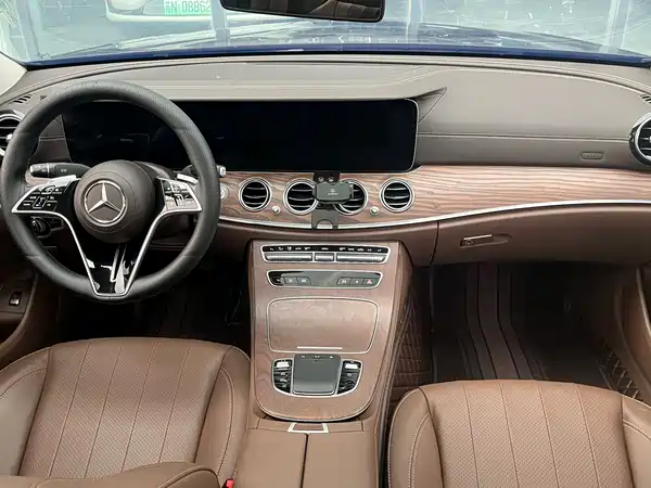 Mercedes-Benz E-Class 2023