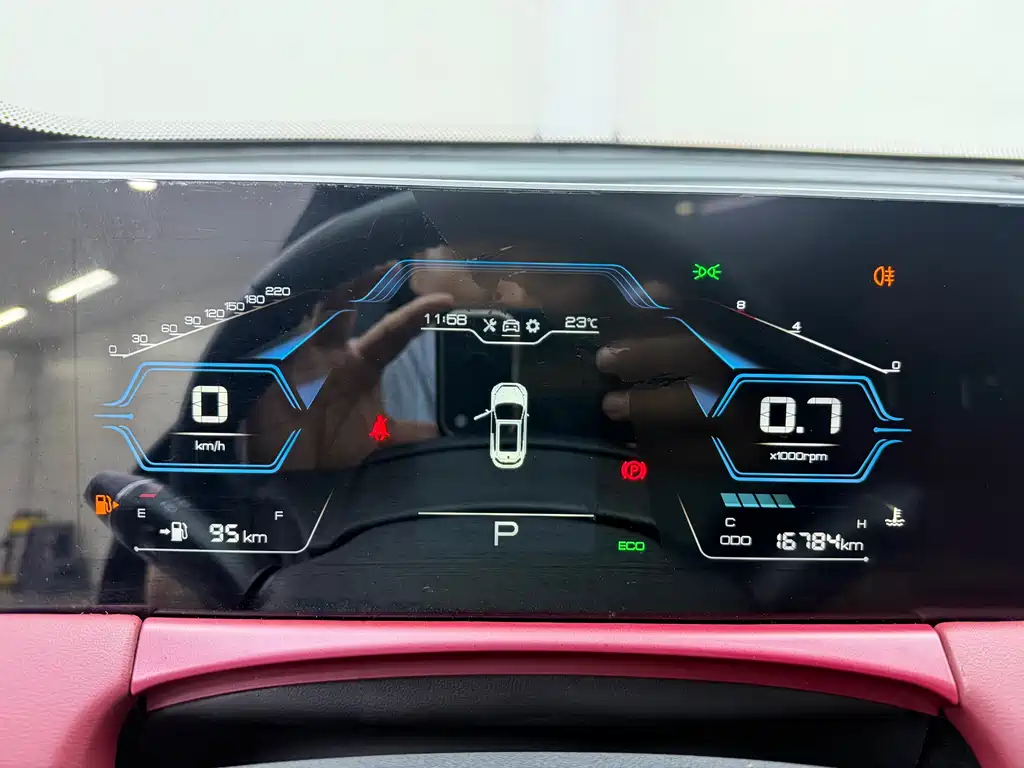 Jetour X70 PLUS 2023 — фото 10