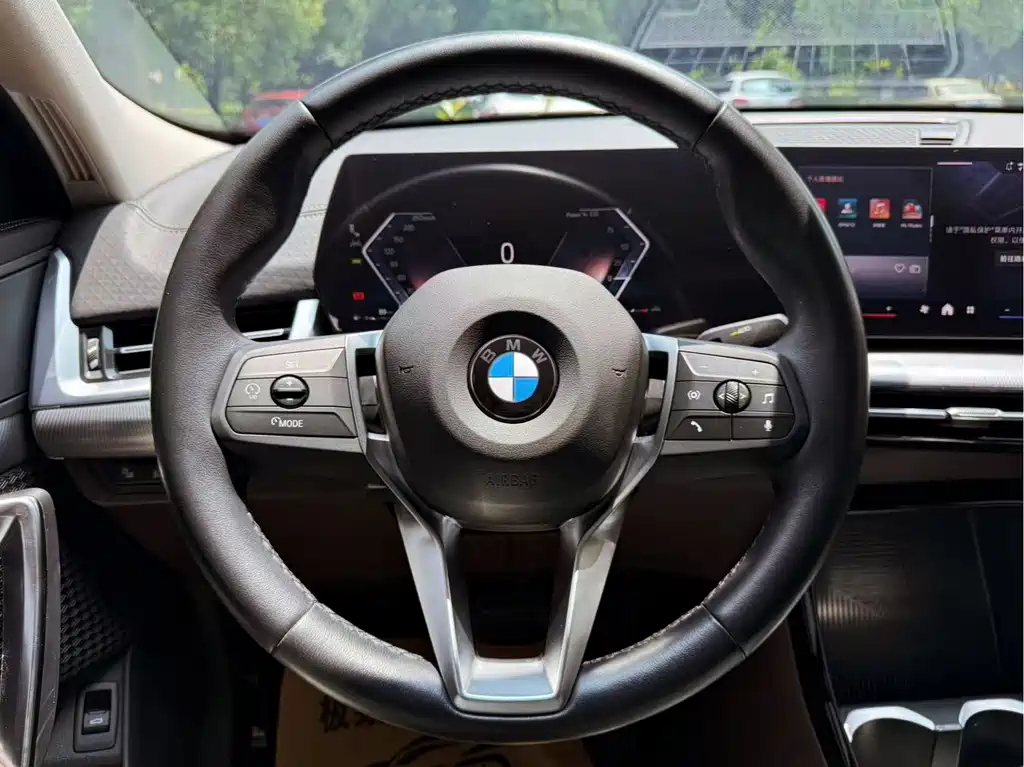 BMW X2 2024 — фото 14