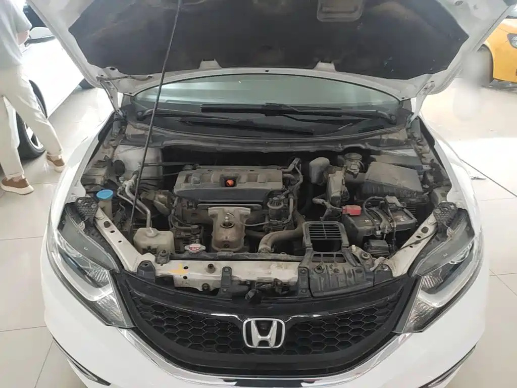 Honda Jade 2016 — фото 20