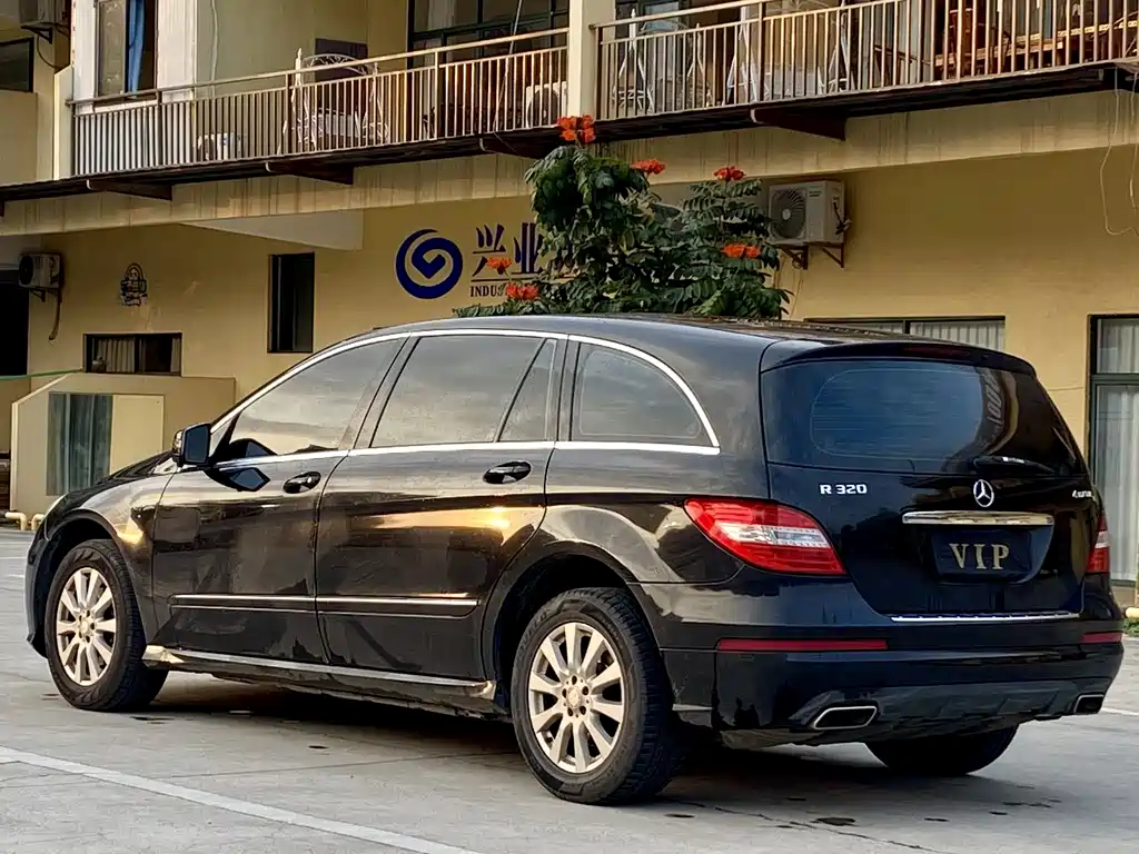 Mercedes-Benz R-Class 2015 — фото 7