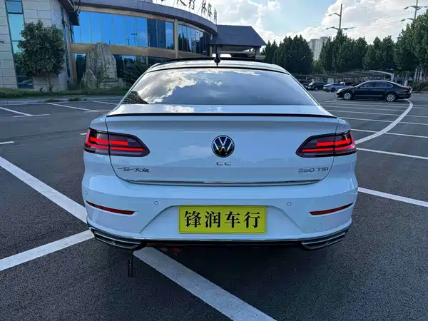 Volkswagen CC 2021