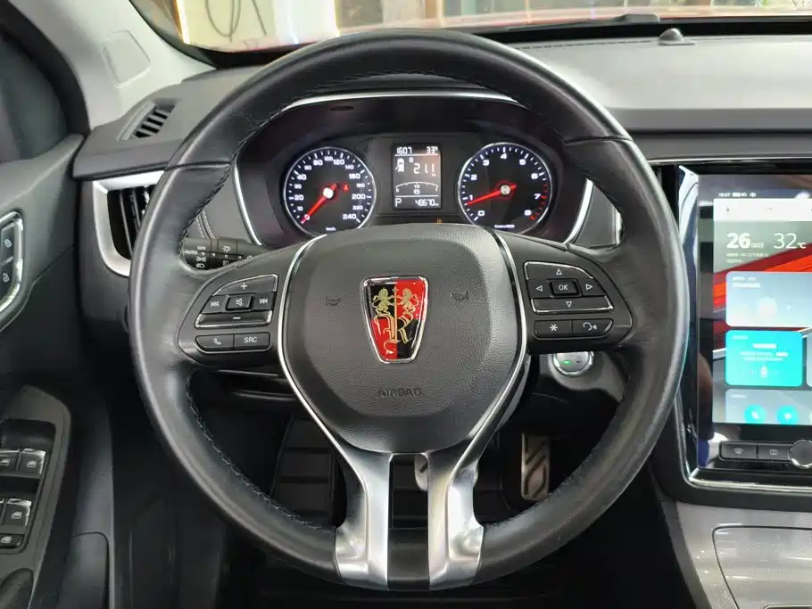 Roewe RX5 2016 — фото 15