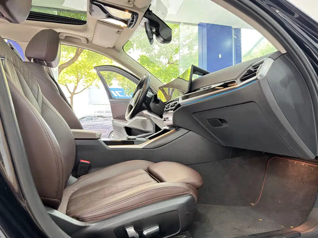 BMW i3 2022 — фото 13