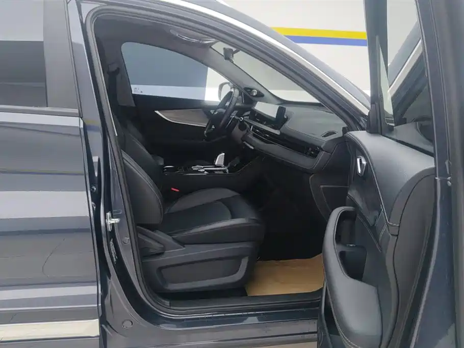 Chery Tiggo 8 PLUS 2023 — фото 8