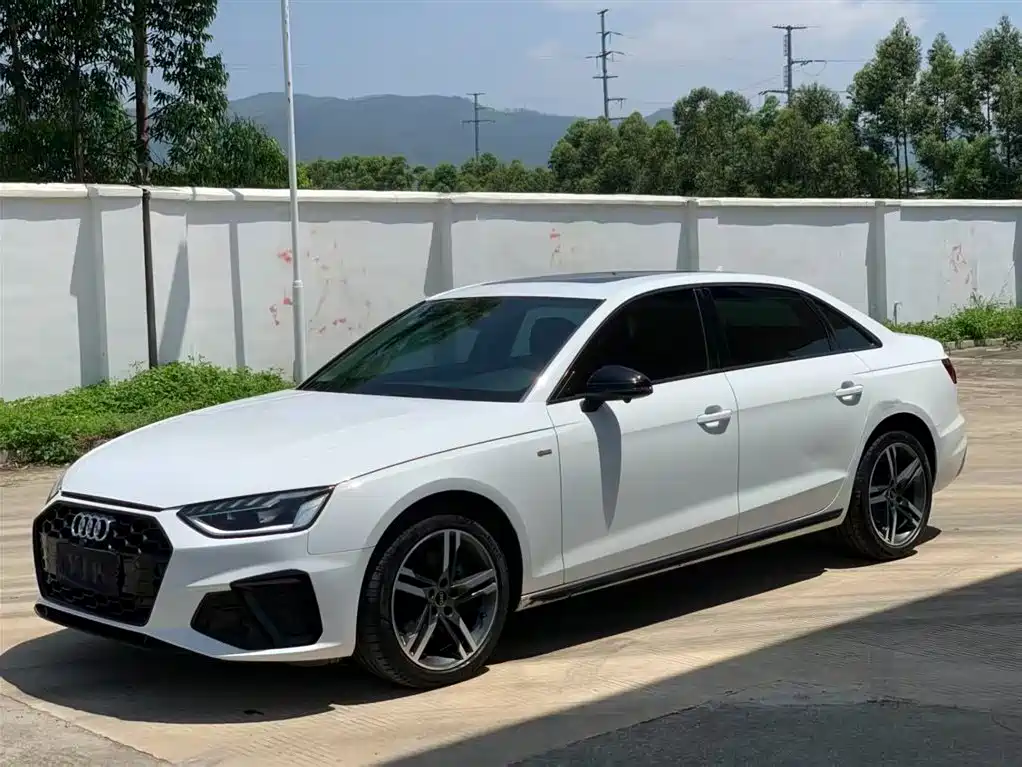 Audi A4L 2021