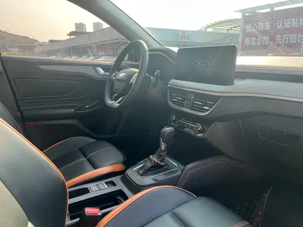 Ford Focus 2022