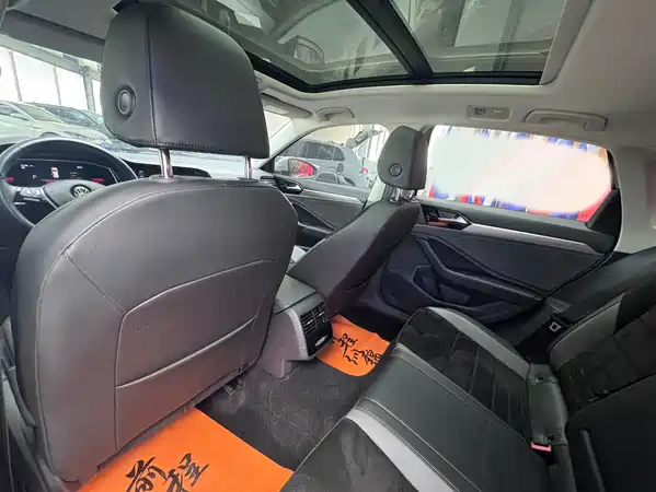 Volkswagen Sagitar 2022