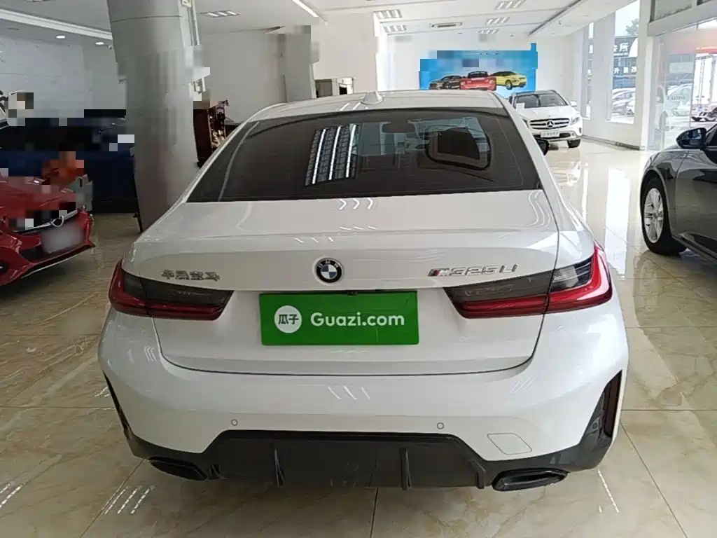 BMW 3 Series 2023
