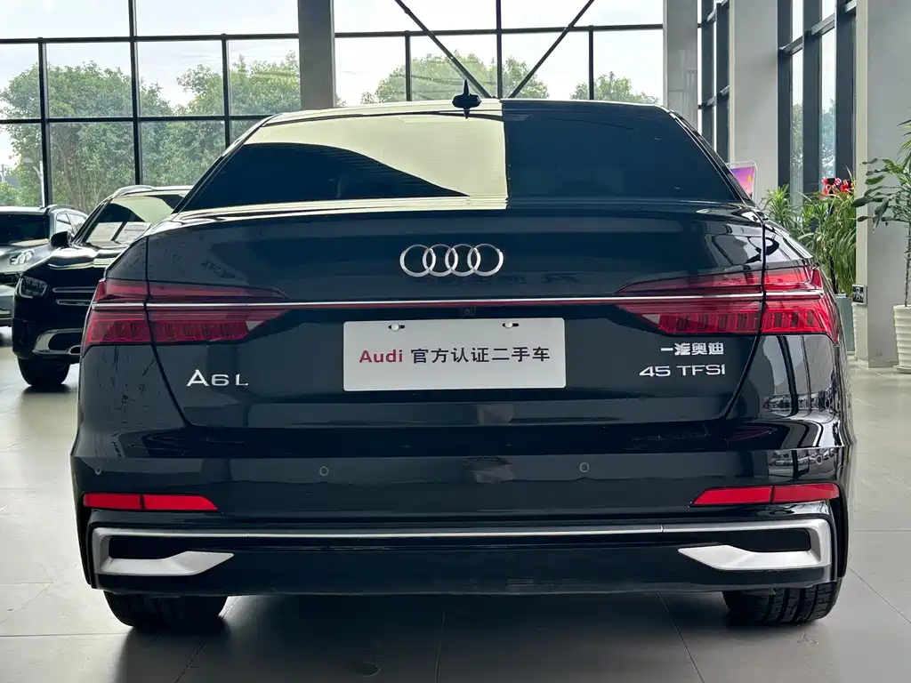 Audi A6L 2024 — фото 4