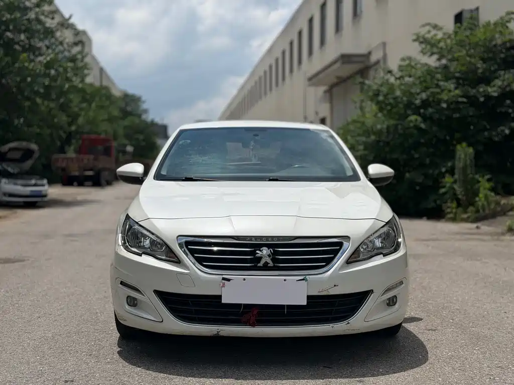 Peugeot 408 2014
