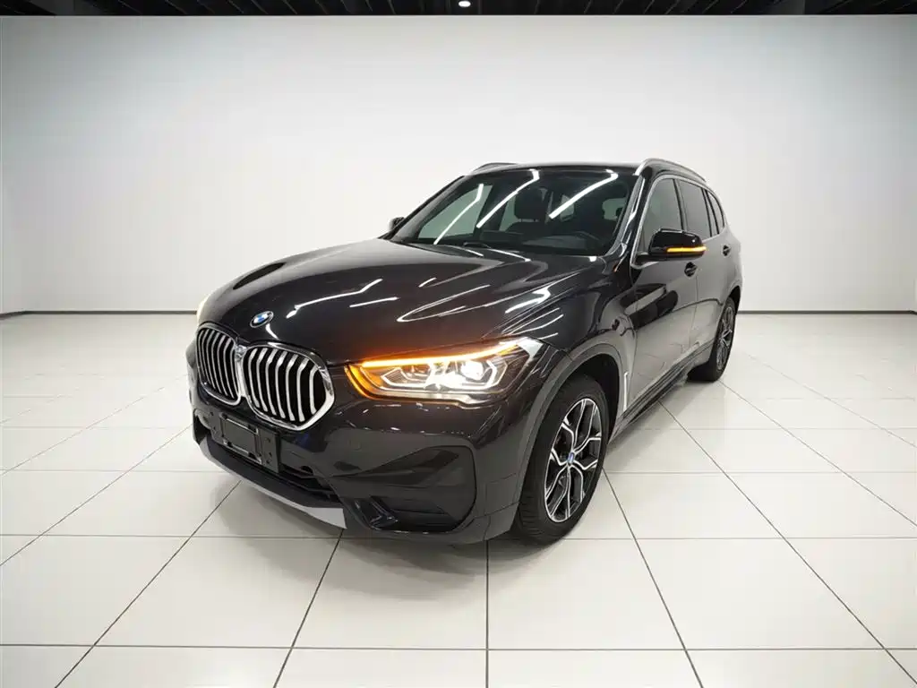 BMW X1 2021 — фото 2