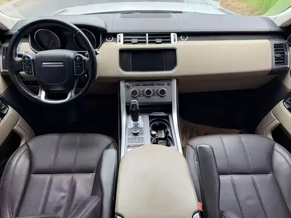 Land Rover Range Rover Sport 2015