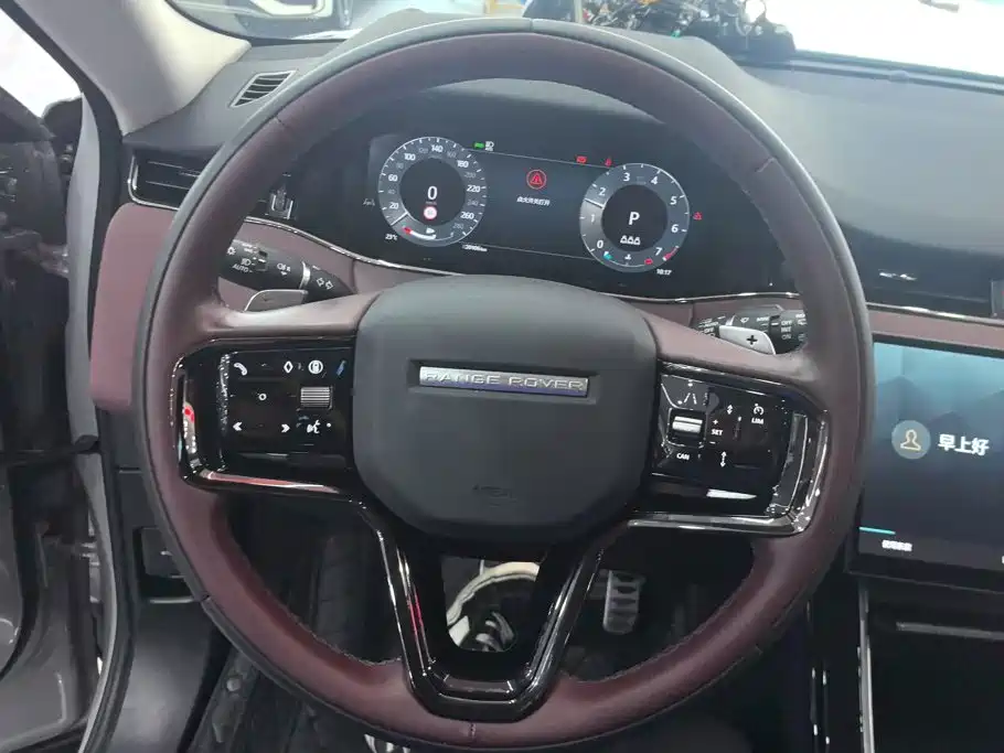 Land Rover Range Rover Evoque 2024 — фото 15