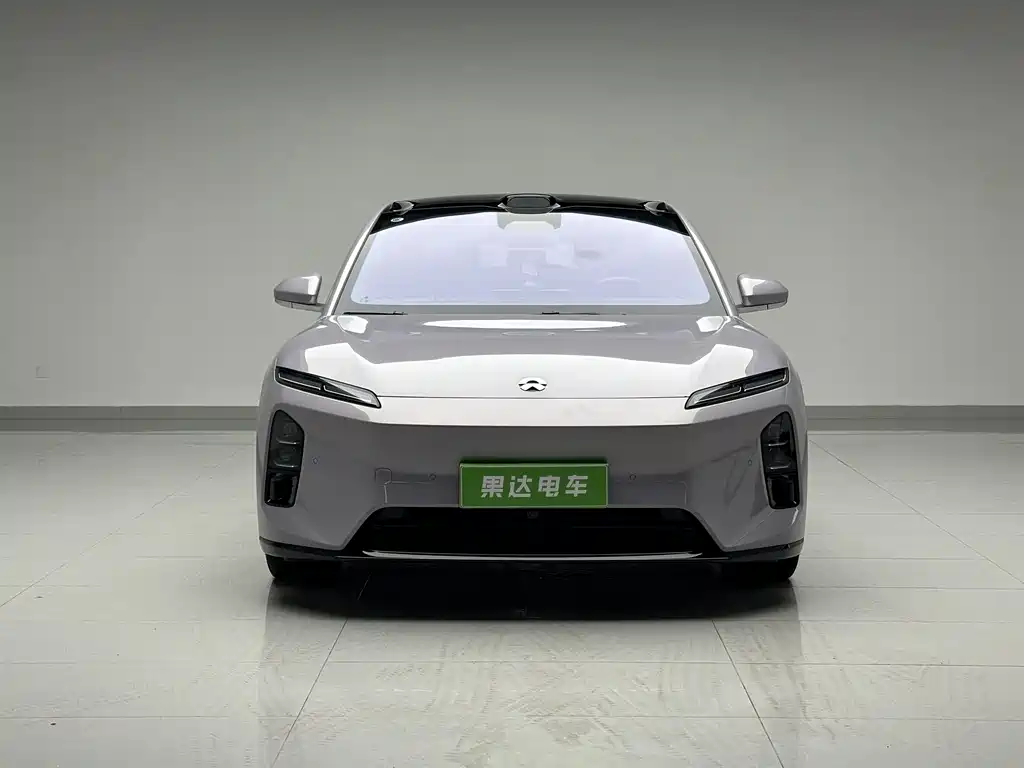 NIO ET5T 2025