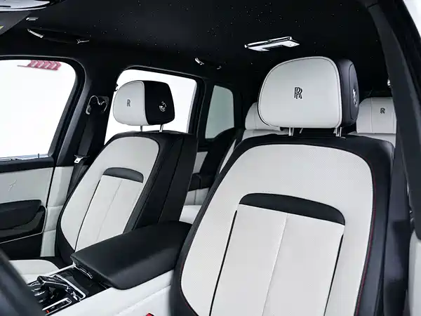 Rolls-Royce Cullinan 2021