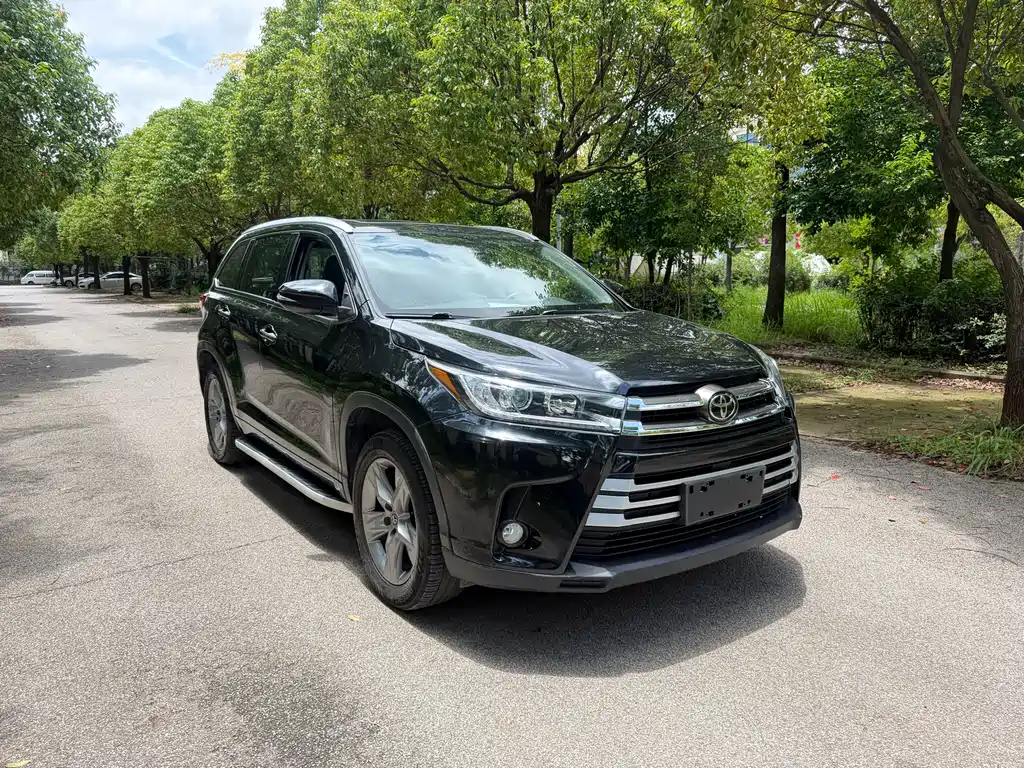 Toyota Highlander 2020
