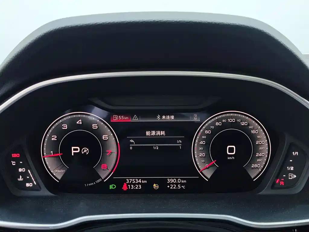 Audi Q3 2022 — фото 20
