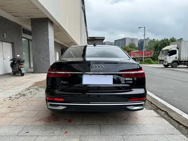 Audi A6L 2025