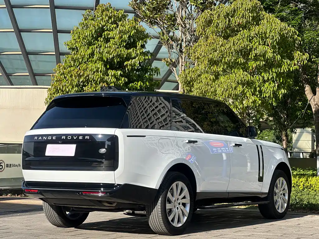 Land Rover Range Rover 2025 — фото 4