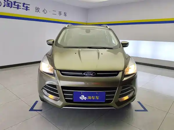 Ford Kuga 2014