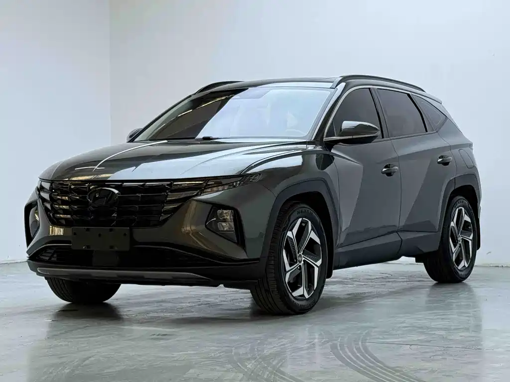 Hyundai Tucson 2023 — фото 1