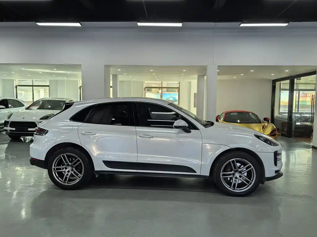 Porsche Macan 2019 — фото 4