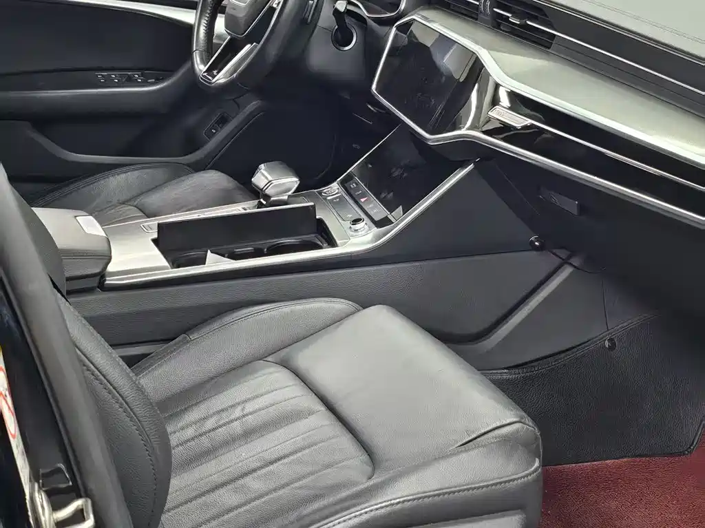 Audi A6L 2019 — фото 10