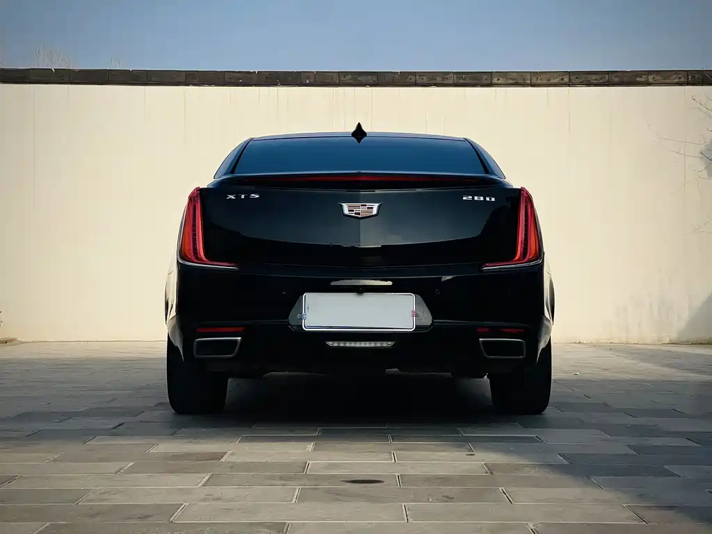 Cadillac XTS 2018 — фото 5