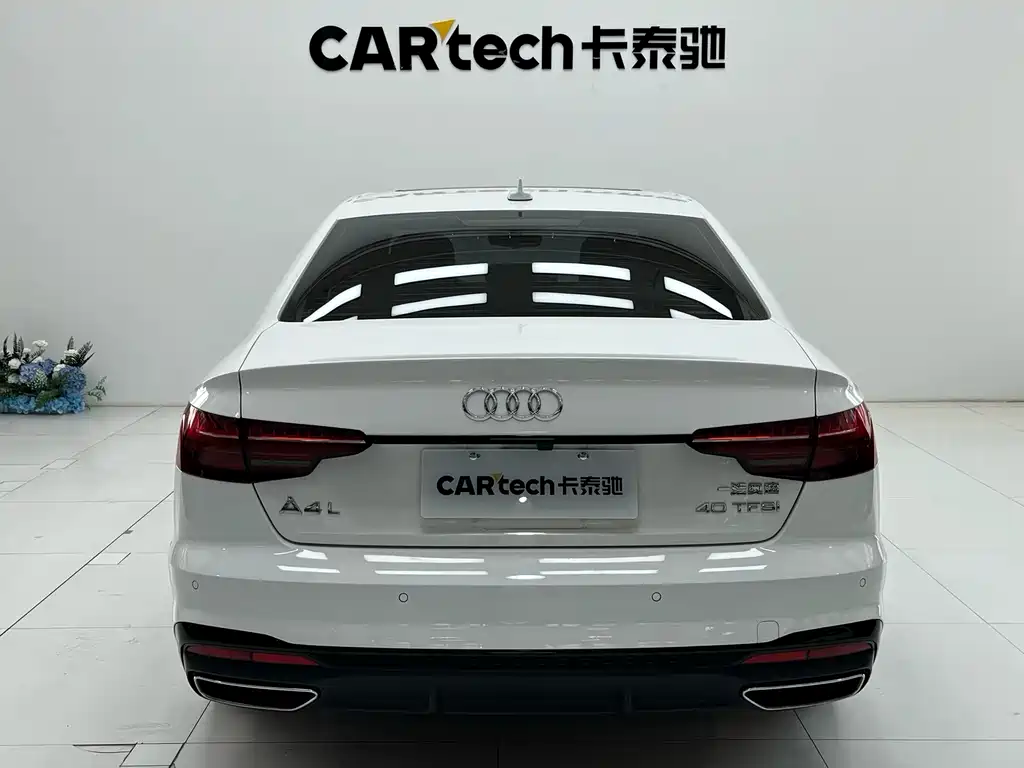 Audi A4L 2023 — фото 13