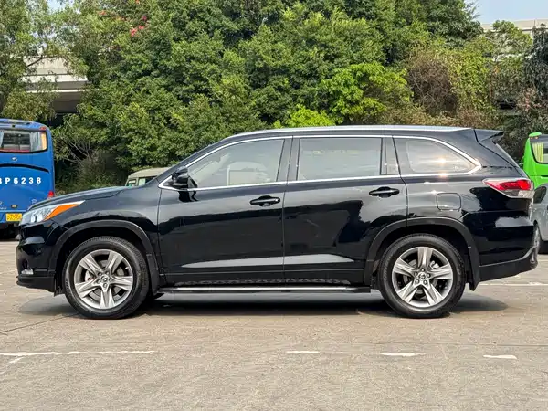 Toyota Highlander 2015