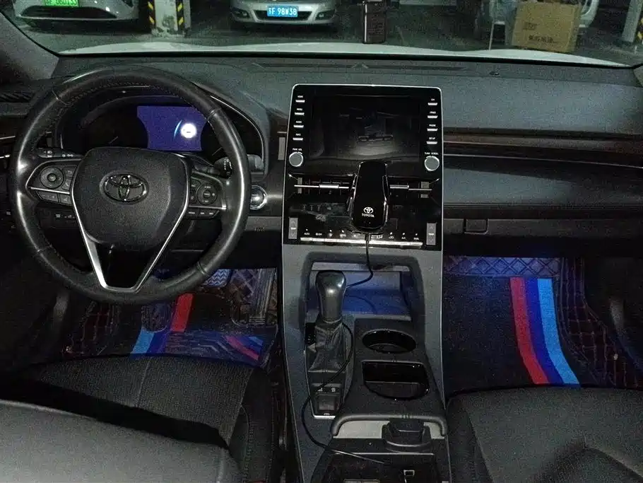 Toyota Avalon 2022 — фото 12