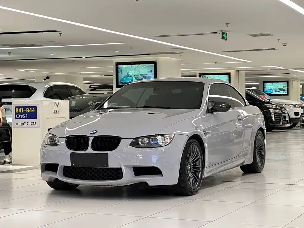 BMW M3 2011 — фото 2