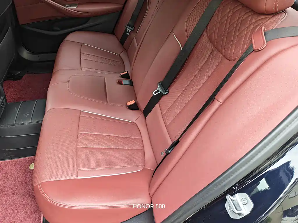 BMW 5 Series 2022 — фото 9