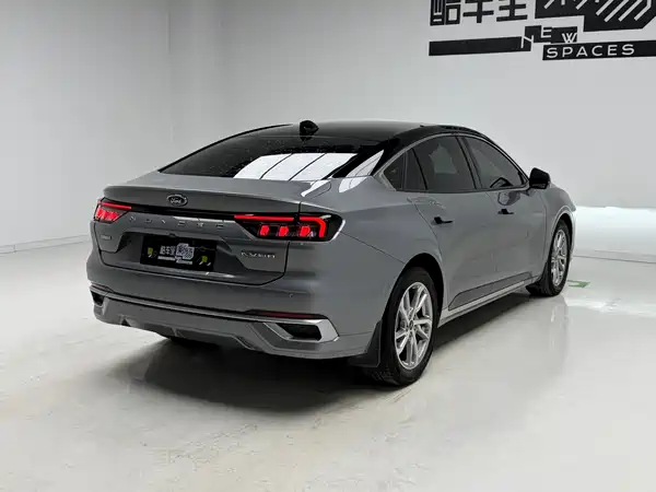 Ford Mondeo 2022