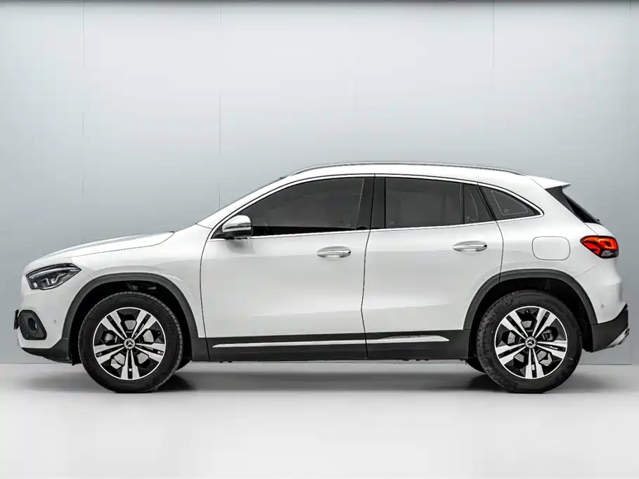 Mercedes-Benz GLA 2020 — фото 3