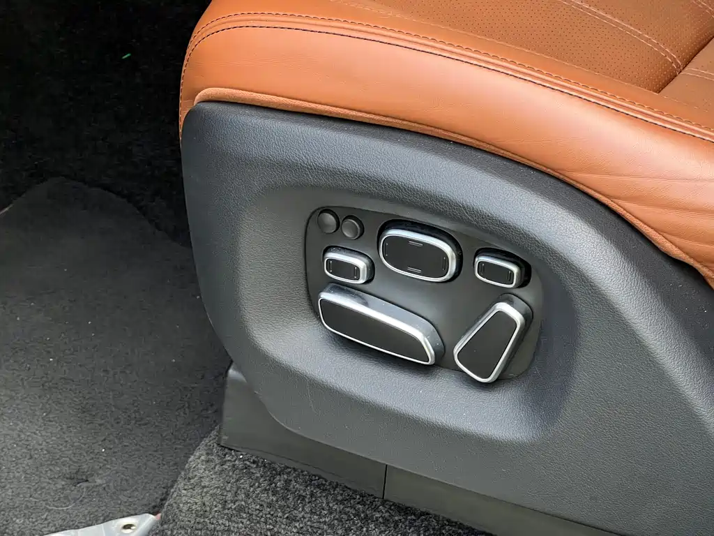 Land Rover Range Rover 2015 — фото 26
