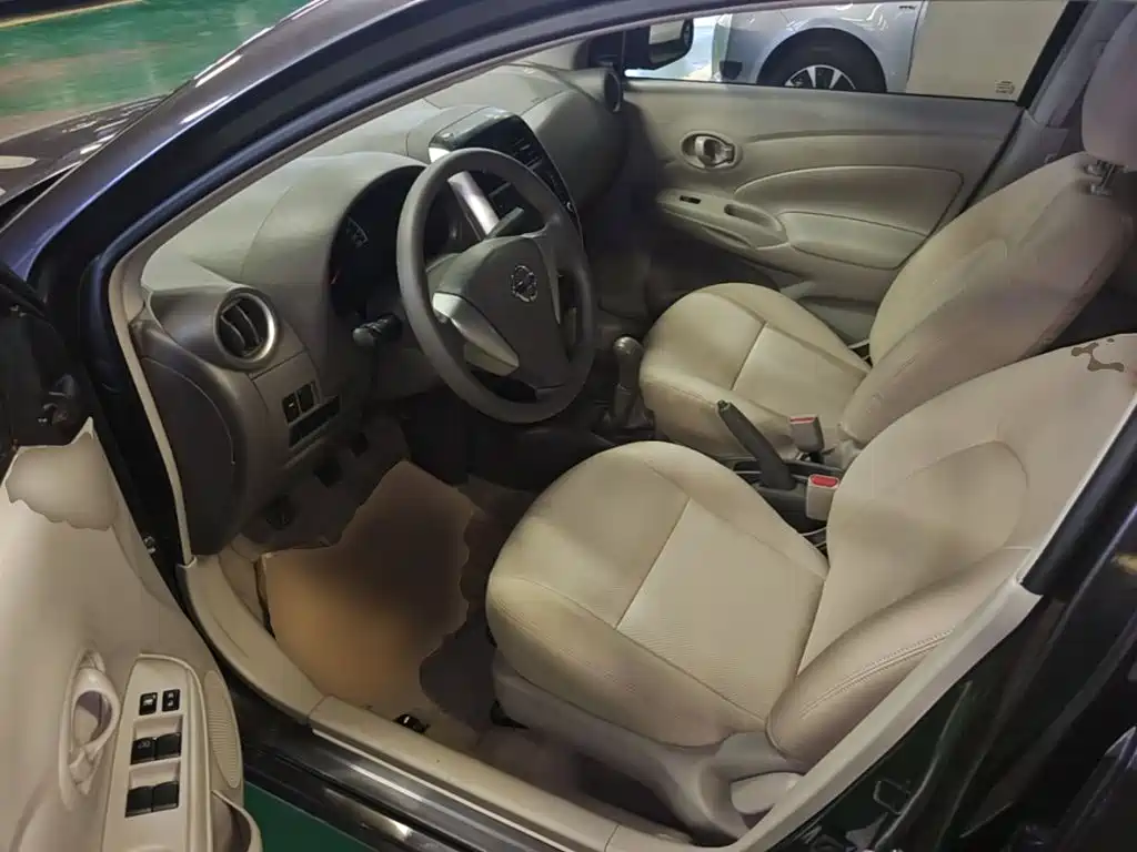Nissan Sunny 2016 — фото 16