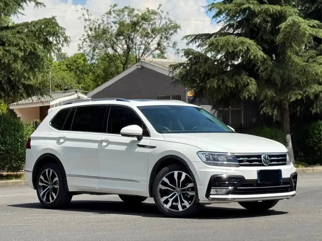 Volkswagen Tiguan L 2021 — фото 3