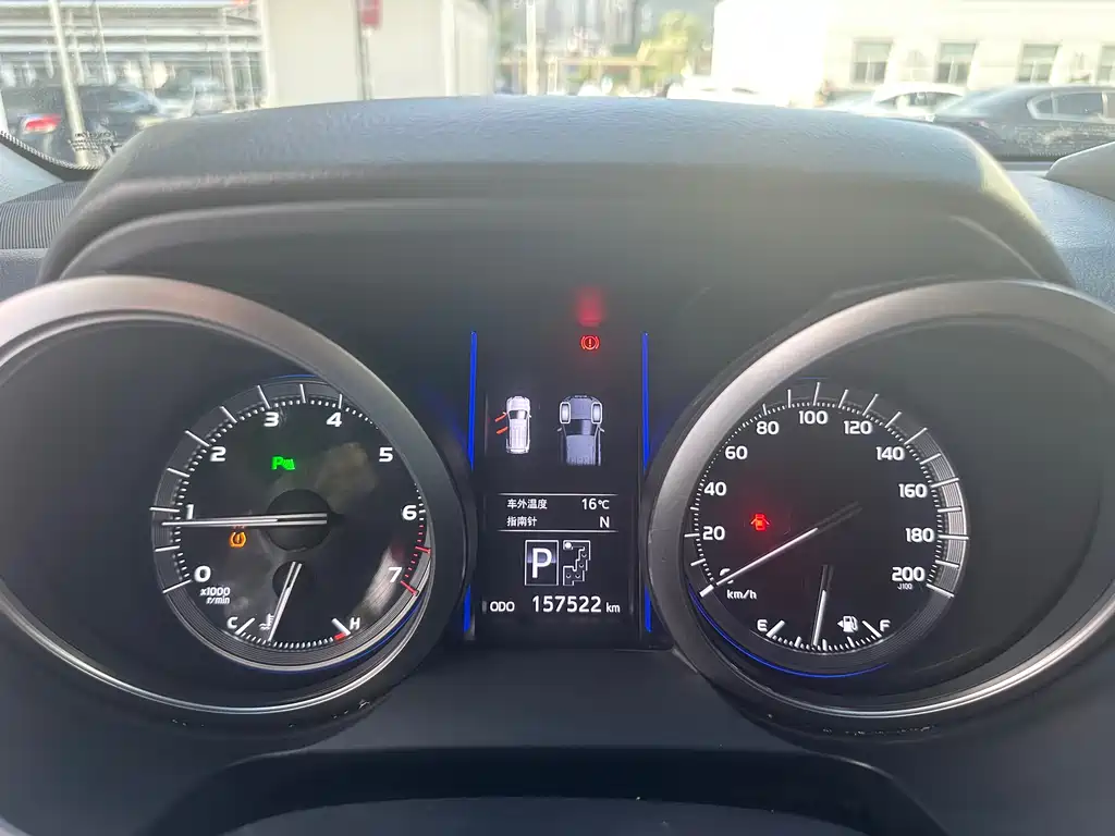 Toyota Prado 2016 — фото 16
