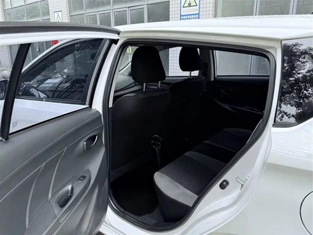 Toyota Vios FS 2021 — фото 14