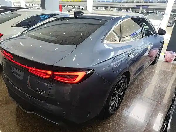 BYD Seal 06 2025