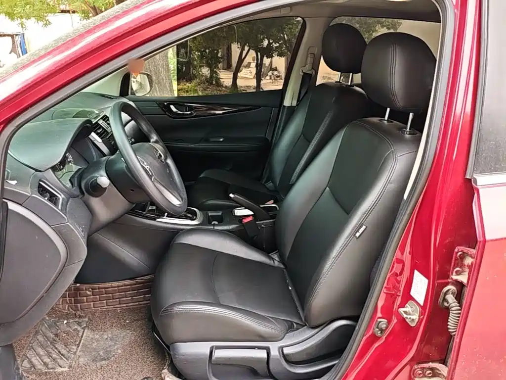 Nissan Tiida 2019 — фото 15