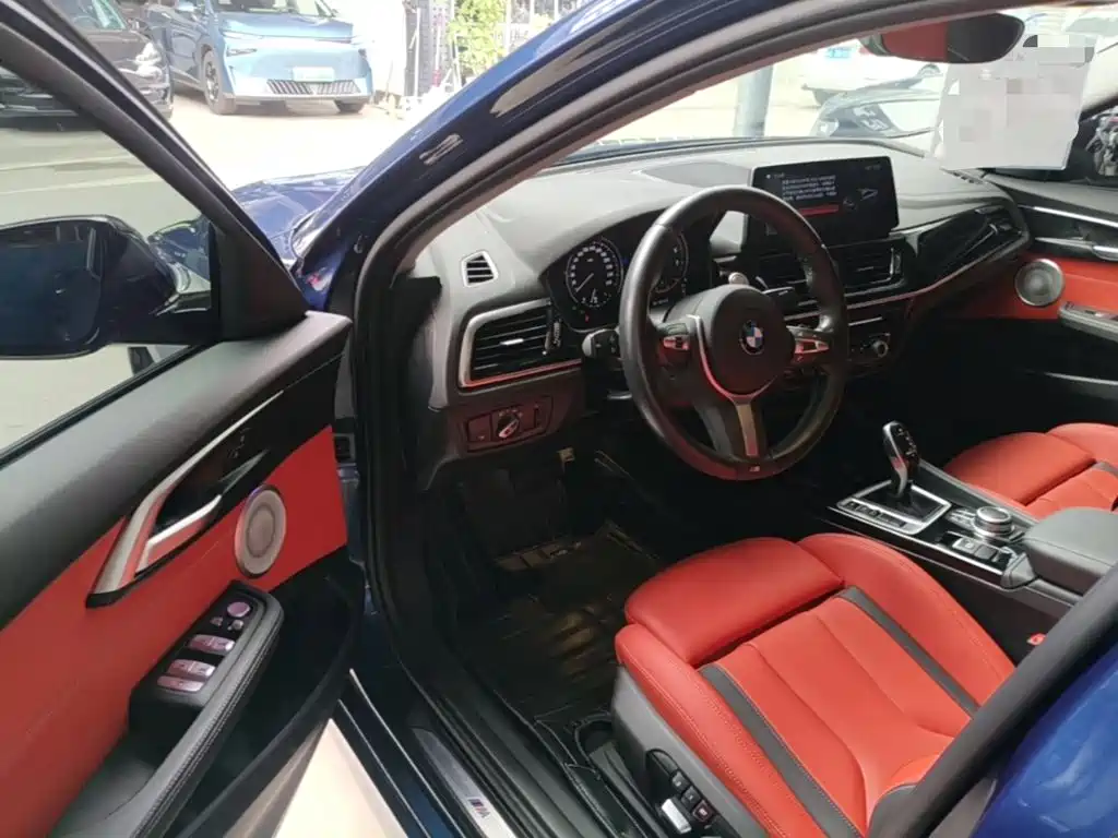 BMW 1 Series 2021 — фото 16