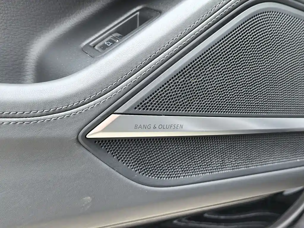 Audi A8 2020 — фото 8
