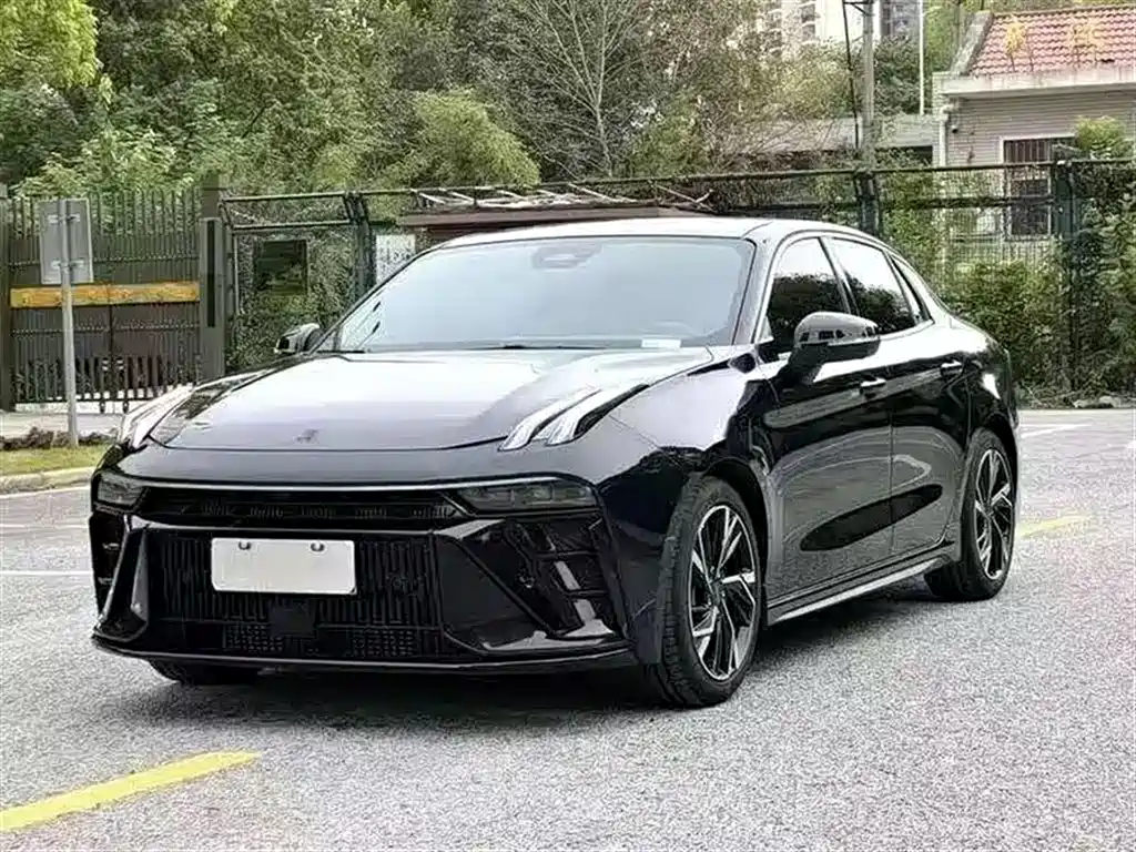 Lynk & Co 03 2022