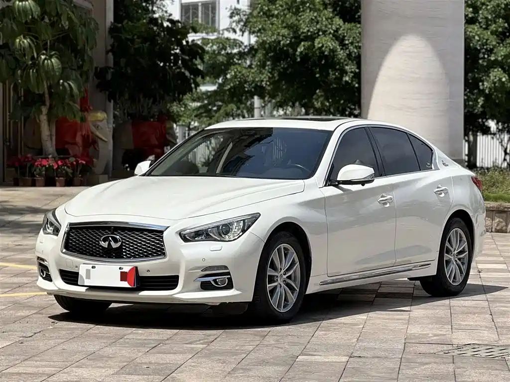Infiniti Q50L 2018 — фото 1