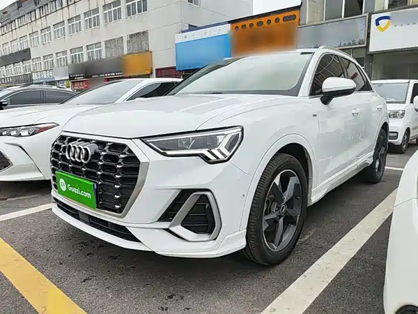 Audi Q3 2021